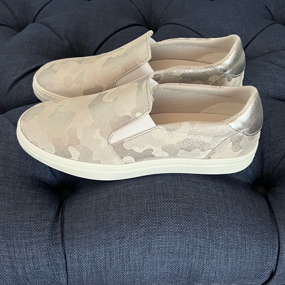Bos & Co CHUSKA WHITE/SILVER SLIP-ON size 38